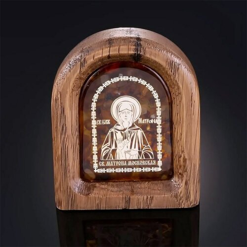 Православная икона «Святая Матрона» из дуба и янтаря