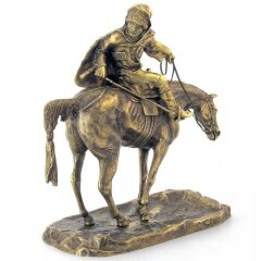 Скульптурная статуэтка «Оглядывающийся черкес»