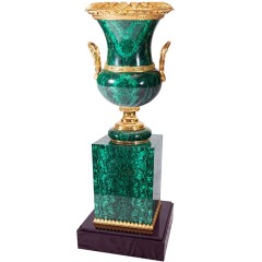 Большая напольная ваза из камня малахит «Пьедестал» для стильного интерьера кабинета
