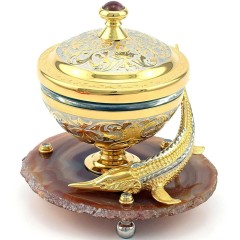 Икорница «Каспийская стерлядка» на подставке из камня агат с фигуркой царской рыбы