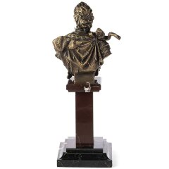 Сувенирный бюст «Пётр I» — с десяти лет император России и основатель города Санкт-Петербург