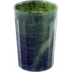 Гранёный стакан из зелёного нефрита в подарок дедушке