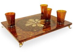 Чайный столик из янтаря