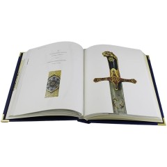 Иллюстрированная книга «Государева Оружейная палата»