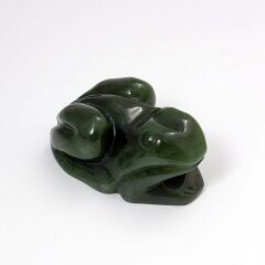 Нефритовая фигурка «Лягушка»