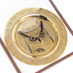 Декоративная тарелка «Филин» с позолотой в деревянном футляре