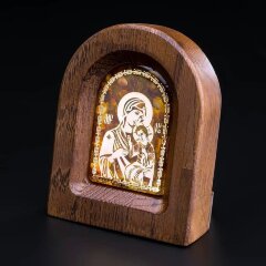 Маленькая икона «Божья Матерь» из дуба и янтаря