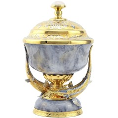 Икорница из горного хрусталя «Осетры» с фигурками царской рыбы в подарок на день рождения