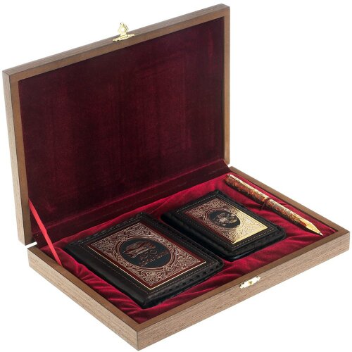 Подарочный набор для документов «Автомобилист» с визитницей и ручкой