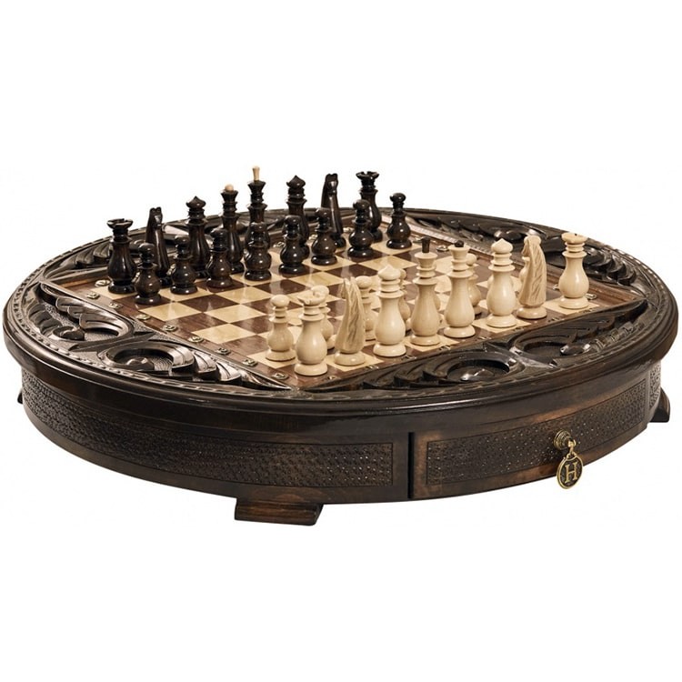 Резные шахматы «Круг Света» в ларце