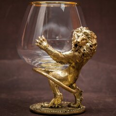 Подарочный бокал для коньяка «Лев» с объёмной фигуркой