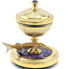 Позолоченная икорница «Осётр» на подставке из камня чароит с фигуркой царской рыбы