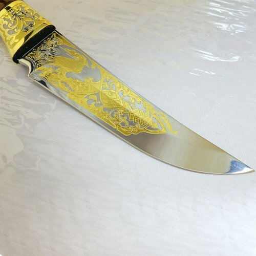 Сувенирный нож «Орлиный глаз» в позолоченных ножнах