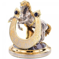 Сувенирная лошадь с подковой «На счастье» на агате в подарок партнёрам на Новый год 2026