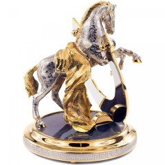 Сувенирная лошадь с подковой «На счастье» на агате в подарок партнёрам на Новый год 2026
