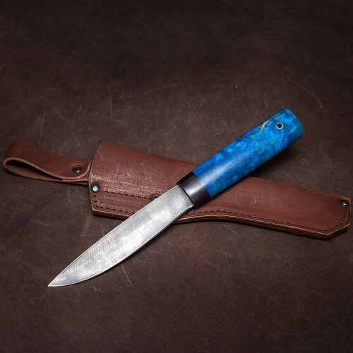 Якутский нож «Охотник» с синей рукоятью из карельской берёзы