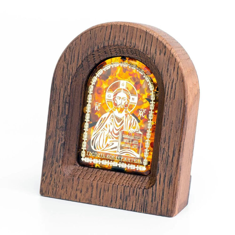 Маленькая икона «Господь Вседержитель» из дуба и янтаря
