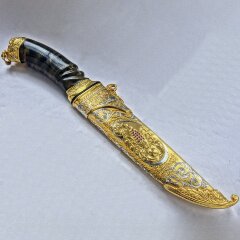 Сувенирный нож «Скорпион» в позолоченных ножнах