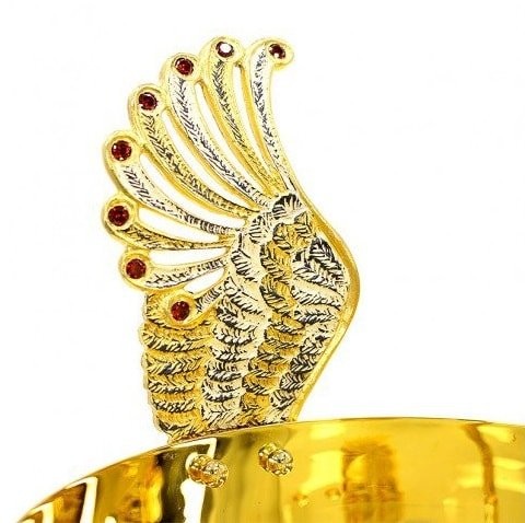 Конфетница украшенная «Лебедь»