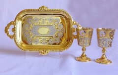 Набор для вина «Дамский» с подносом в подарок женщине