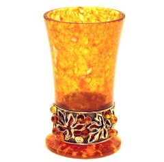 Янтарная стопка для водки «Виноградник»