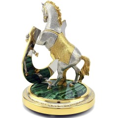 Сувенирная подкова с лошадью «На удачу» на малахит в подарок подруге