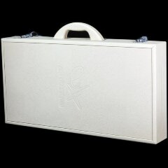 Подарочные нарды «Лев» из морёного дуба и янтаря