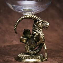 Подарочный бокал для коньяка «Козерог» с объёмной фигуркой