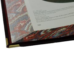 Иллюстрированная книга «Шедевры русской живописи» в кожаном футляре