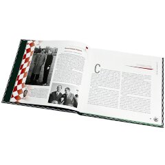 Иллюстрированная книга «Москва футбольная» в подарок спортсмену