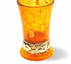 Стопка для водки из янтаря «Вишневый сад»