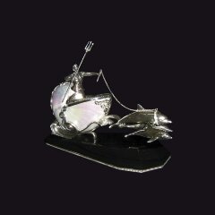 Сувенирная композиция «Посейдон» из натуральной раковины NAUTILUS