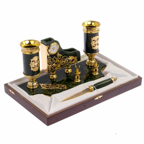 Письменный прибор «Меценат» из натурального камня нефрит