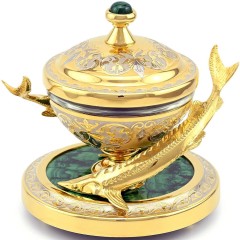 Позолоченная икорница с крышкой «Два Осетра» на подставке из камня малахит