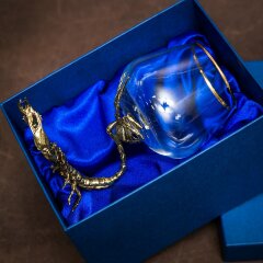 Подарочный бокал для коньяка «Скорпион» с объёмной фигуркой