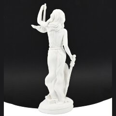 Сувенирная статуэтка «Фемида» из белого мрамолита в подарок судье