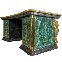 Письменный стол «Малахит» из натурального камня для кабинета