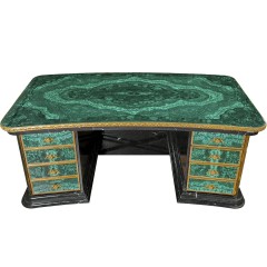 Письменный стол «Малахит» из натурального камня для кабинета
