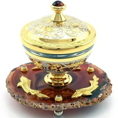 Позолоченная икорница на агате «Три Белуги» в подарок рыбаку