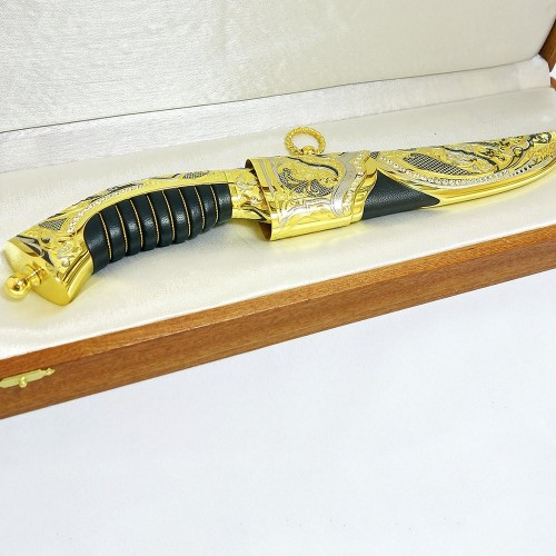 Позолоченный нож «Султан» из контрастной дамасской стали
