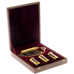 Набор из трех рюмок на подносе «Люкс» подчеркнёт стиль настоящего мужчины