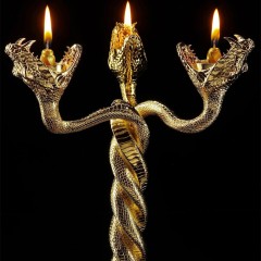Интерьерный подсвечник «Три змеи» в подарок изысканному дому