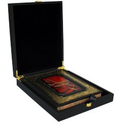 Подарочная книга «Холодное оружие»