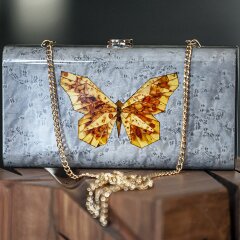 Серый женский клатч «Мотылёк» из дерева и янтаря
