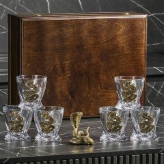 Подарочный набор бокалов для виски «Змея» (6 шт.) с фигуркой символ года 2025