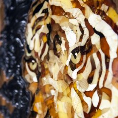 Нарды из карельской берёзы «Тигр» с янтарной инкрустацией