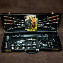 Подарочный набор для пикника «Медведь» в кожаном чемодане