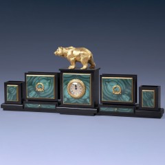 Письменный набор органайзер «Медведь» из малахита в подарок охотнику