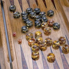 Нарды деревянные большие «Тигр» из массива дуба с янтарной мозаикой