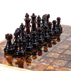 Складной шахматный ларец «Классик» с фигурами из янтаря